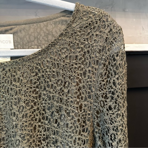 Chico's Muted‎ Green Lace Knit Women's Top size 1 - Picture 4 of 13